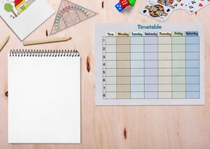 picture of a notepad and calendar.  Image by DarkmoonArt_de from Pixabay