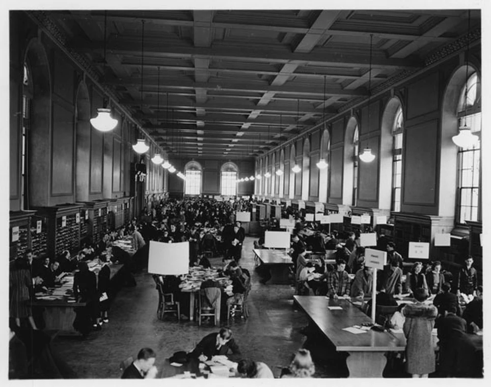 1938 UIUC Students Registering 1938 UIUC Students Registering